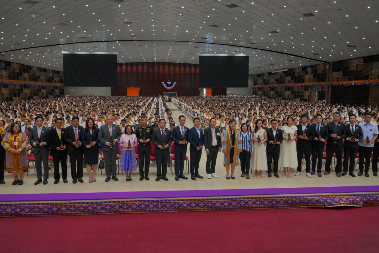 มหาวิทยาลัยนเรศวรจะจัดให้มีพิธีมอบโล่ศิษย์เก่าดีเด่น ประจำปี 2567 ในวันซ้อมใหญ่พิธีรับพระราชทานปริญญาบัตร มหาวิทยาลัยนเรศวร