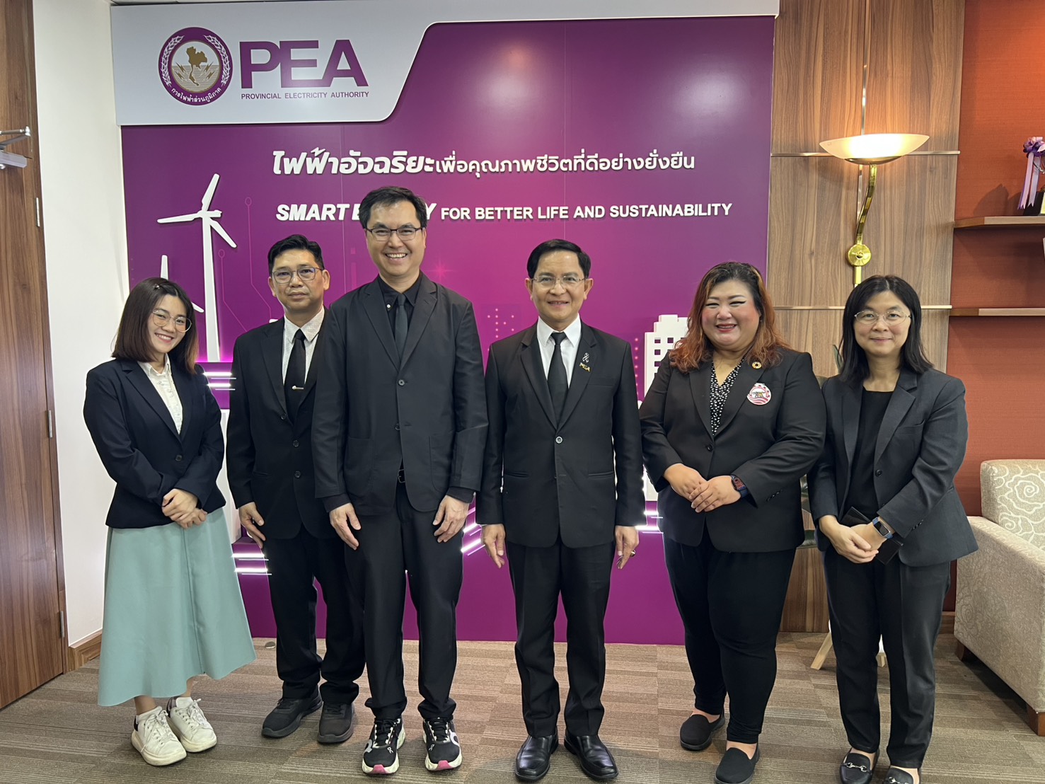 คณะวิศวกรรมศาสตร์ มหาวิทยาลัยนเรศวร หารือความร่วมมือกับการไฟฟ้าส่วนภูมิภาค (PEA) ด้านการพัฒนาบุคลากร และงานวิจัยพลังงานแห่งอนาคต