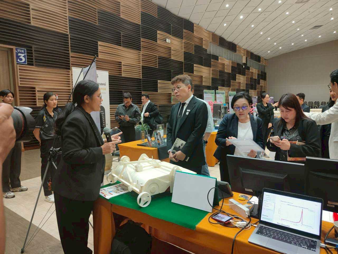 กองการวิจัยและนวัตกรรม มหาวิทยาลัยนเรศวร (DRI@NU) เป็นเจ้าภาพจัดกิจกรรม“NU-RU-CONNEXT : สานพลัง วิจัยไทย ใช้งานจริง”