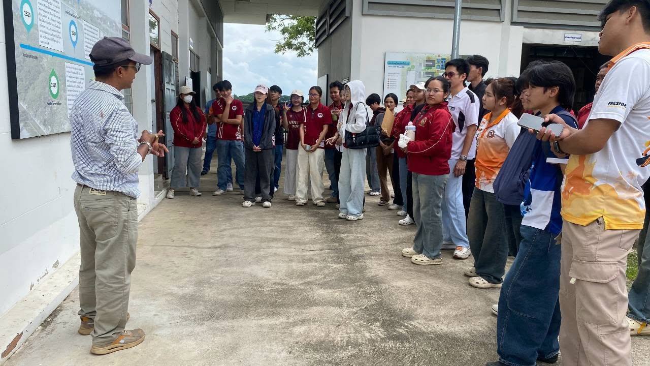 กองอาคารสถานที่ ต้อนรับคณะศึกษาดูงานจากคณะวิศวกรรมศาสตร์ สาขาวิชาวิศวกรรมสิ่งแวดล้อม